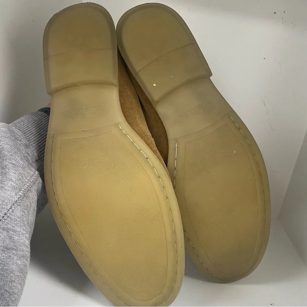 Clarks Men's Suede Chukka Boots in Camel Brown